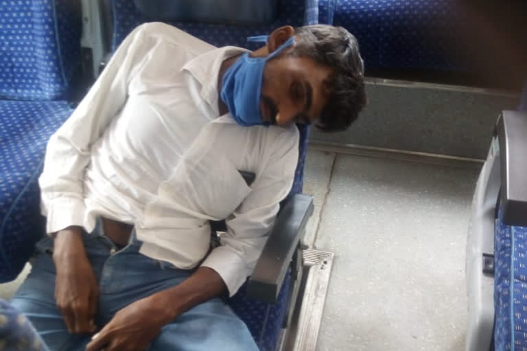 passenger died in rtc bus in kadapa