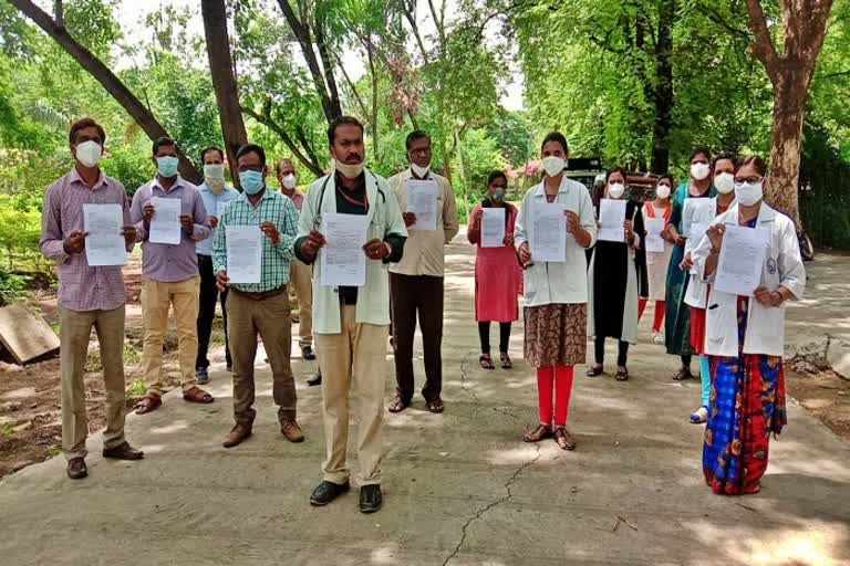 Ayurvedic doctors protest