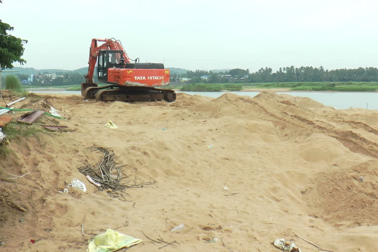 പാലക്കാട്  palakkad  Bharathapuzha  river  sand mining