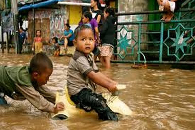 ഇന്തോനേഷ്യ  ഇന്തോനേഷ്യൻ വെള്ളപ്പൊക്കം  Flash floods in Indonesia  ജക്കാർത്ത