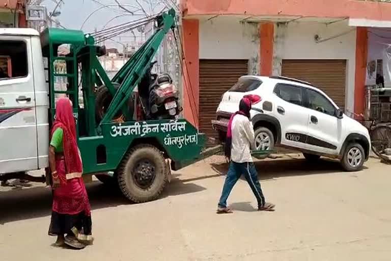 Dholpur Traffic police seized 6 four wheeler  राजस्थान न्यूज