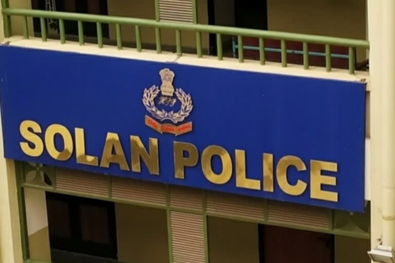 Two person arrested with Chitta in solan