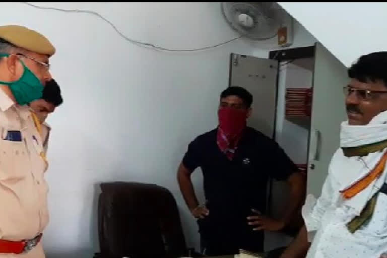 सिरोही न्यूज, Theft in finance company office, फाइनेंस कंपनी के ऑफिस में चोरी