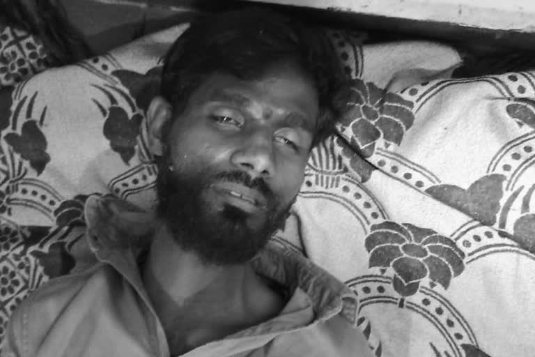 man suicide with love failure in bala nagar