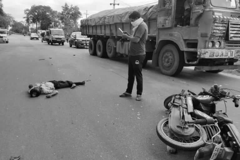 one man died in bike accident at panthini