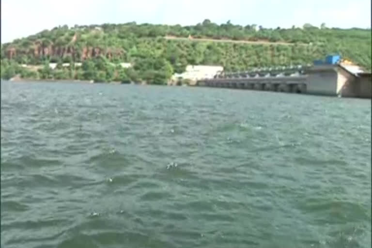 heavy water inflow to srisailam dam