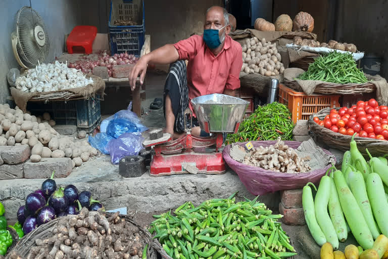 Prices of vegetables increasing in Ghaziabad due to excessive rain