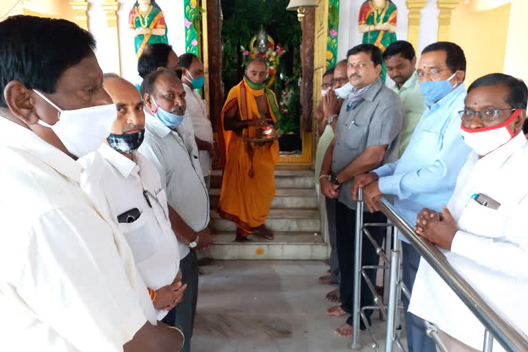 Special pooja for vasavi maatha in jagitial korutla