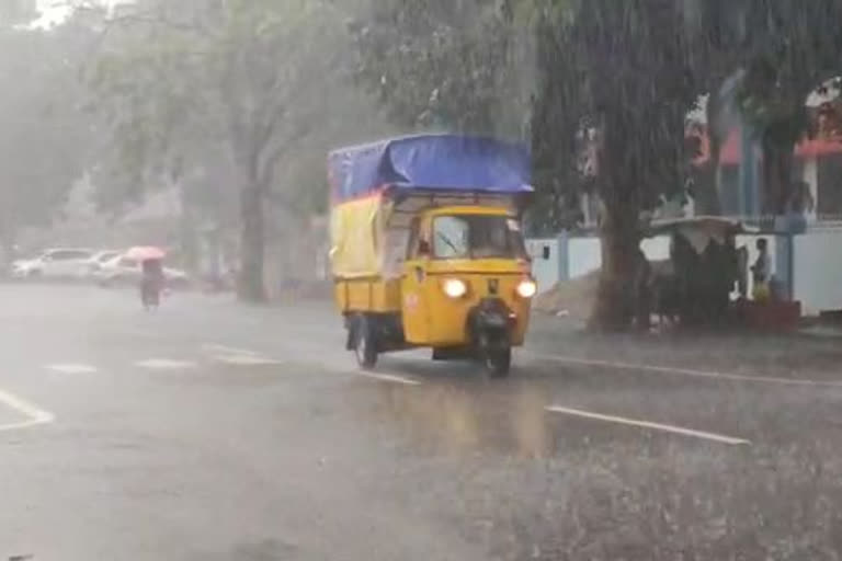 Heavy Rain fall in Uttara Kannada