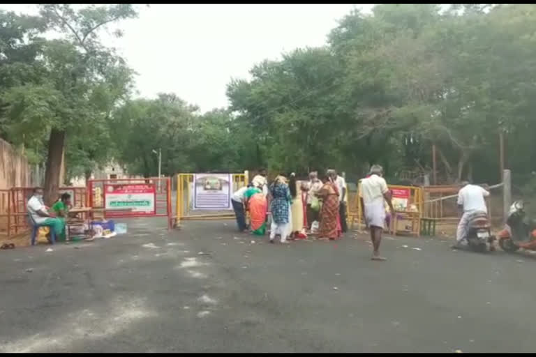 Devotees who were unable to celebrate Pongal on Aadi Friday