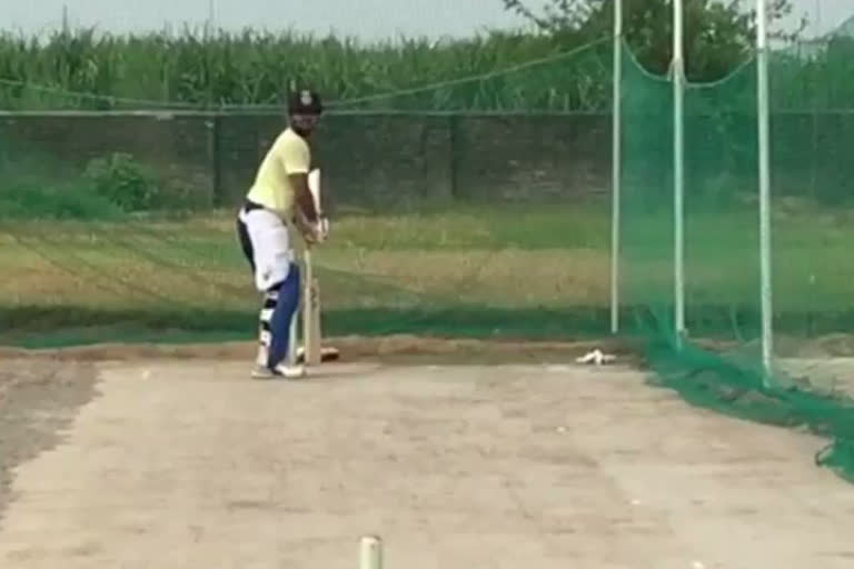 Suresh Raina, Raina practice