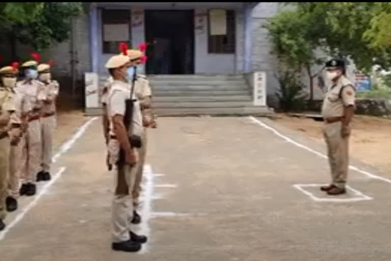 डीग थाने का औचक निरीक्षण, inspection of deeg police station