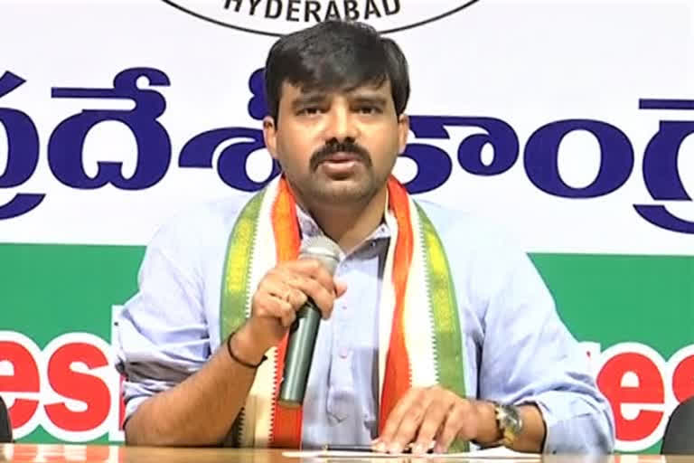 congress leader vamshichand reddy comments on goverment