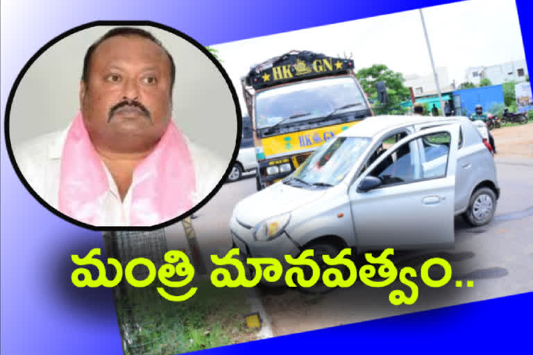 minister gangula kamalaker shifted a injured man in his escort