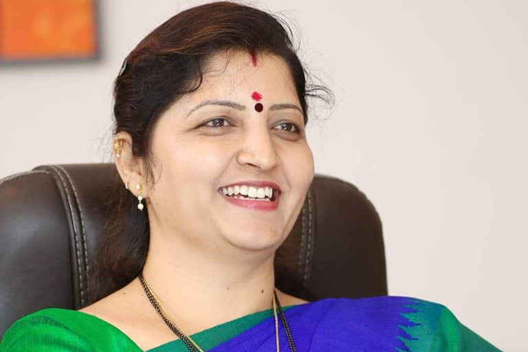 NCP women state president Rupali Chakankar admitted to Rubi hospital in pune