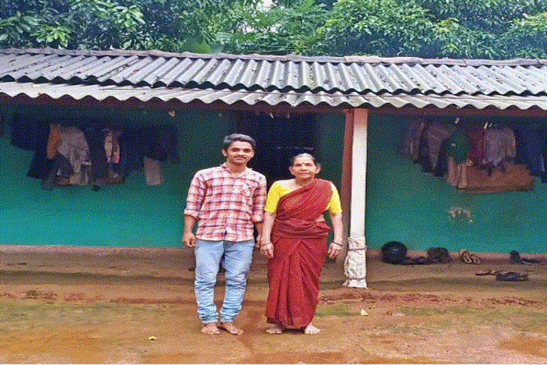 ದ್ವಿತೀಯ ಪಿಯುಸಿಯಲ್ಲಿ ಸಾಧನೆ ಮಾಡಿದ ವಿದ್ಯಾರ್ಥಿ