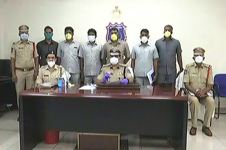 Sand smuggling conspiracy.. Six arrested