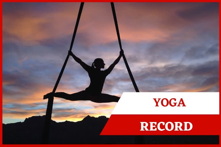 dian girl breaks world record  yoga poses  Samridhi Kalia  Golden Book World Record  ദുബായ്  യോഗാഭ്യാസങ്ങൾ  സമൃദ്ധി കാലിയ  ലോക റെക്കോർഡ്