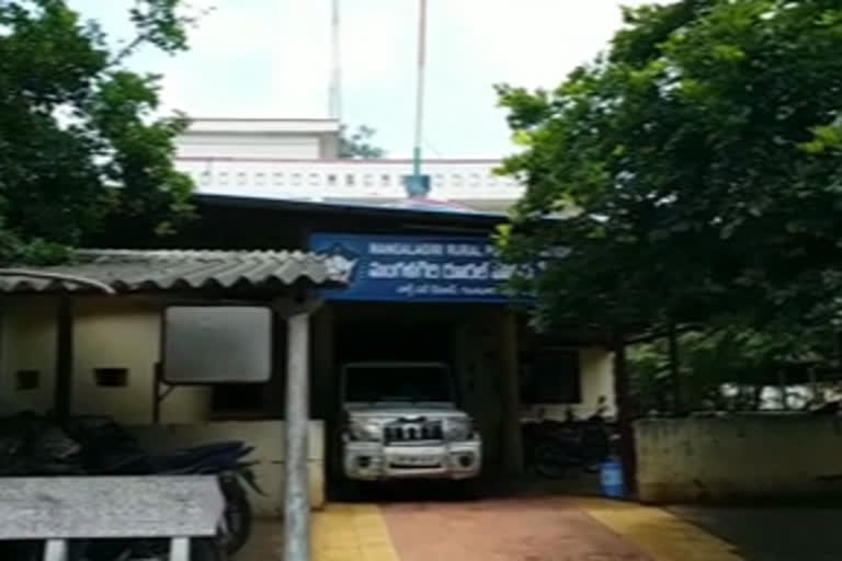 mangalagiri police station emptied with corona cases