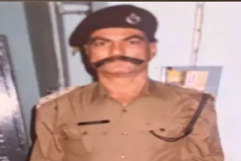 Retired Police officer ratnagiri Death in hyderabad