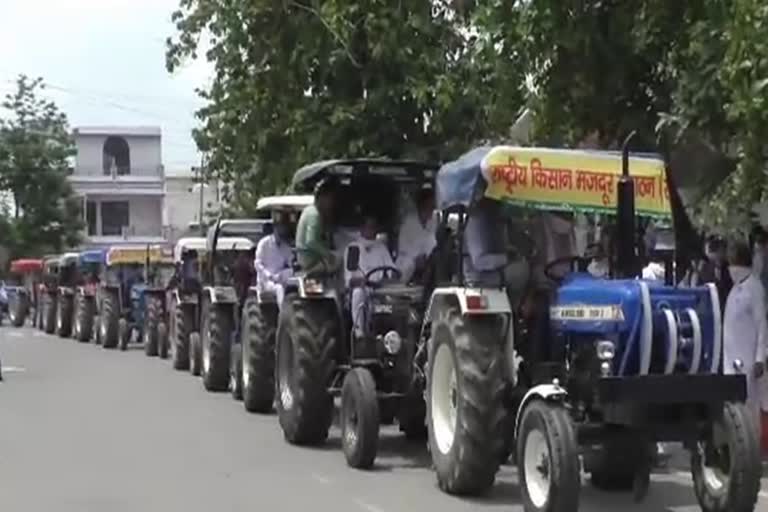 karnal farmers protest against agriculture ordinance