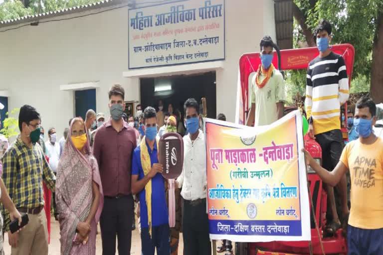 free tractor to surrendered Naxalites