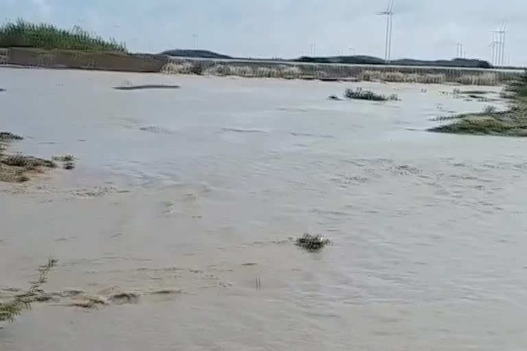 heavy rains in dharmavaram at ananthapur district