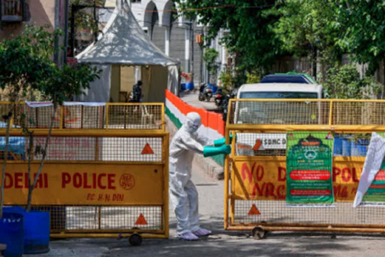 streets sealed in jahangirpuri after the area is no longer containment zone