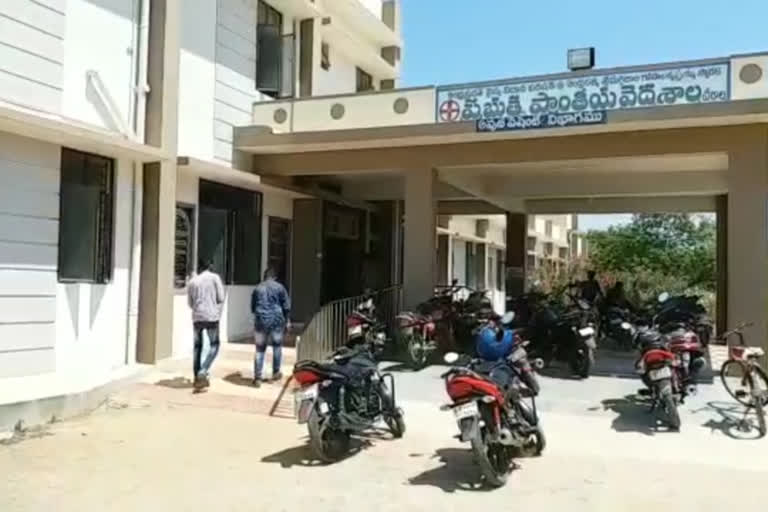 chirla govt hospital read to treat coorna patients instead  of going ongole