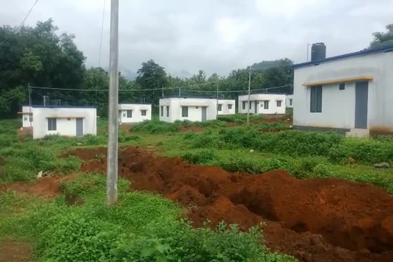 മലപ്പുറം  malappuram  houses  handed over  CM  Pinarai Vijayan  Nilampoor  chalikkal colony  federal bank corporate social responsibility  flood