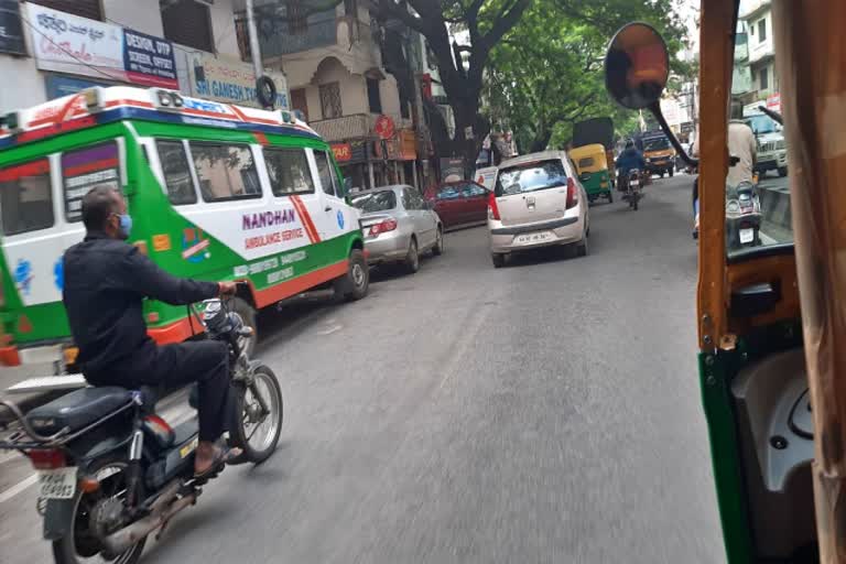 ಬೆಂಗಳೂರಿನಲ್ಲಿ ಜನಜೀವನ ಯಥಾಸ್ಥಿತಿ