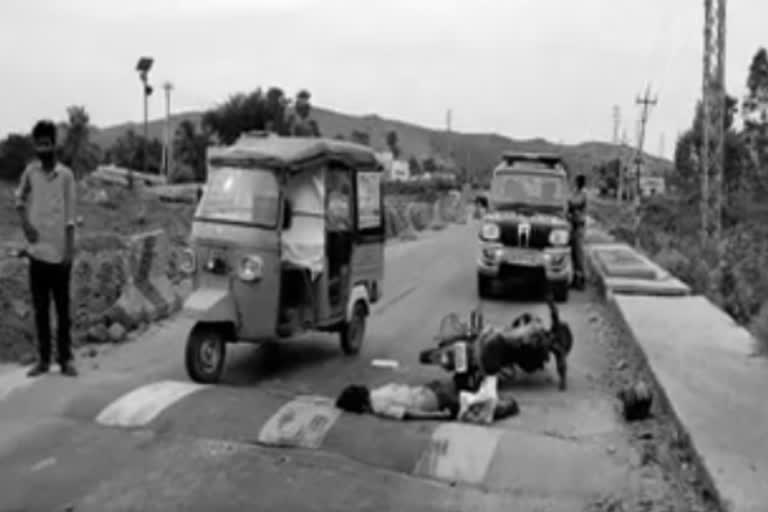 road accidnet in national higway in srikakulam dst one died