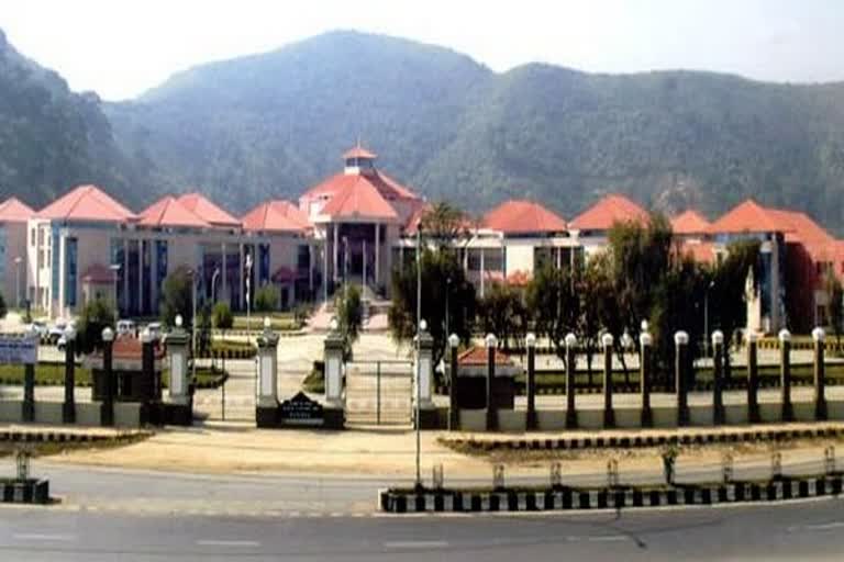 Manipur HC direction to women police officer