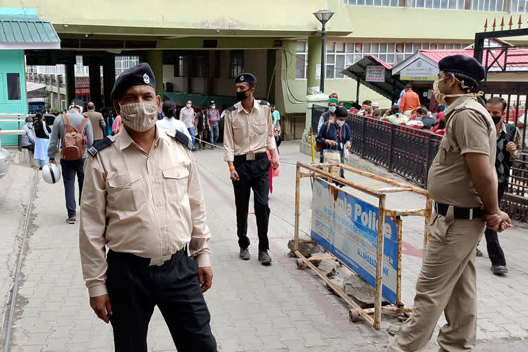 IGMC administration gave new dress to security guards