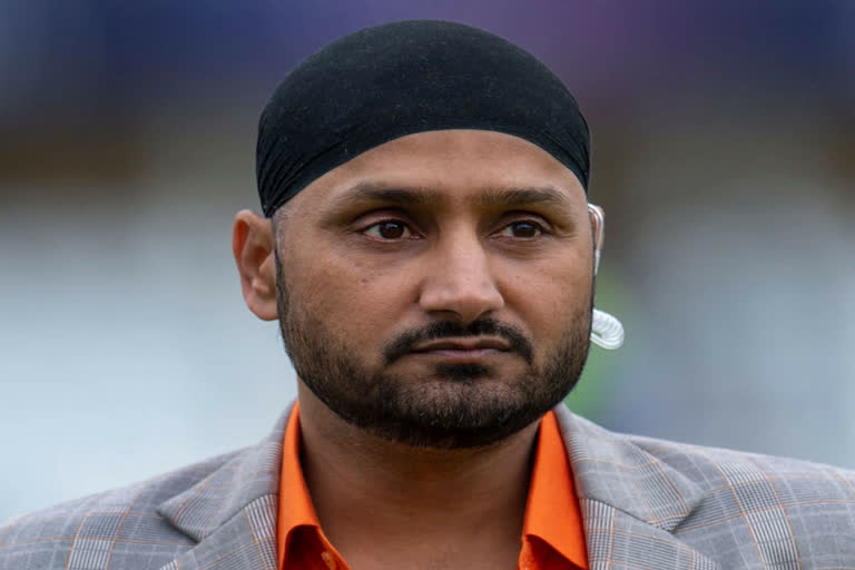 harbhajan singh worried about increased cases of covid-19 in india