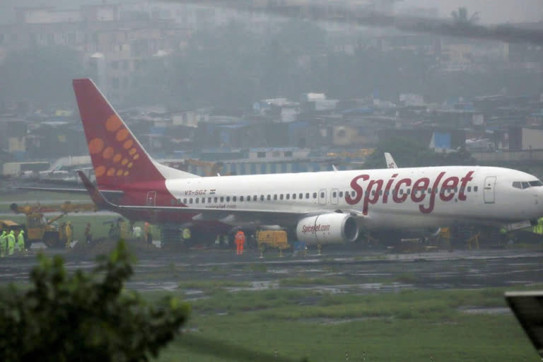 DGCA orders SpiceJet, Vistara, AI Express to inspect Boeing 737 planes