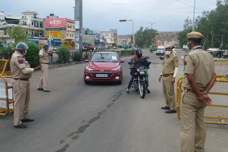 violating lockdown, vehicles seized, jaipur news, जयपुर पुलिस