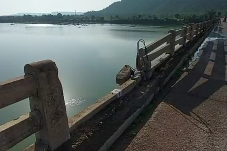 bridge over the Cane River is shabby condition