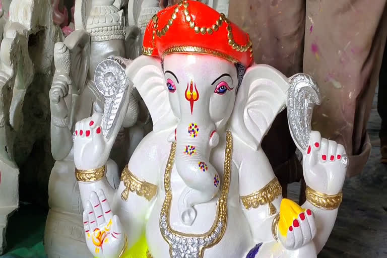 government-prohibits-installation-of-idol-on-ganesh