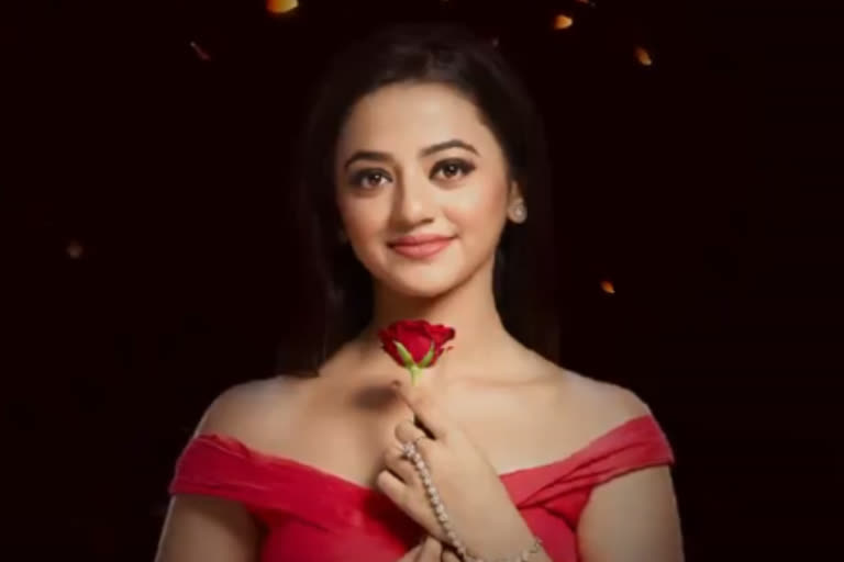 Helly Shah: TV actors don't get fair chance in Bollywood