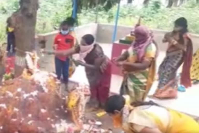 full of devotees in kamareddy temples