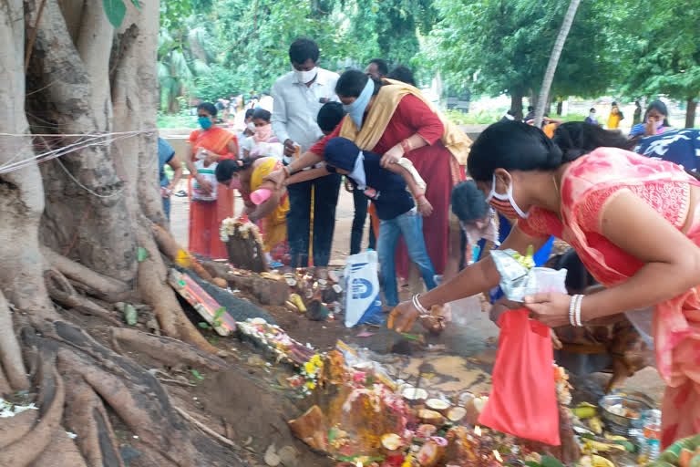 covid instructions followed in nagulapanchami celebrations