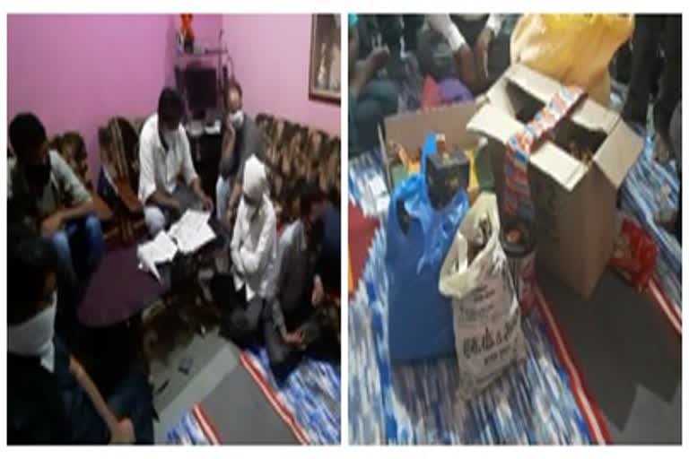 raid on gambling dens in latur, 12 people arrested