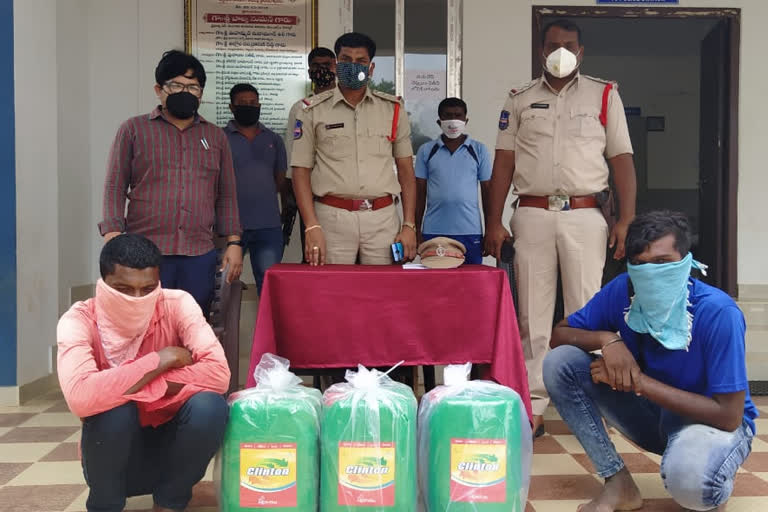 illegal transportation of glyphosate has seized by mancherial police