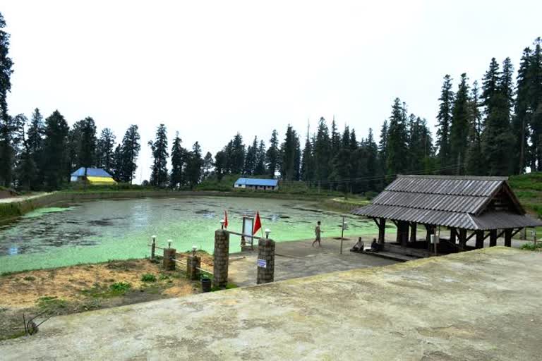 People reached kamrunag temple