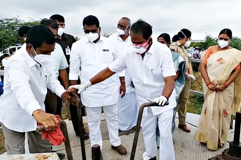 sminister srinivas goud release sangam banda reservoir water to left canal