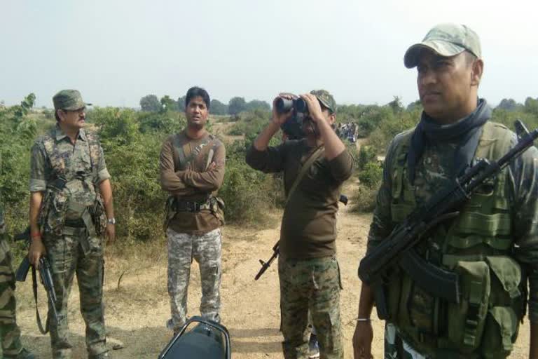 Chaibasa SP and Chhatarpur DSP hitlist in Naxalite, naxal news in jharkhand, Campaign against naxalites in jharkhand, नक्सलियों की हिटलिस्ट में चाईबासा एसपी और छतरपुर डीएसपी, झारखंड में नक्सल की खबरें, नक्सलियों के खिलाफ झारखंड में अभियान