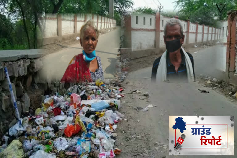 people facing problem of garbage disposal at main road in nihal vihar