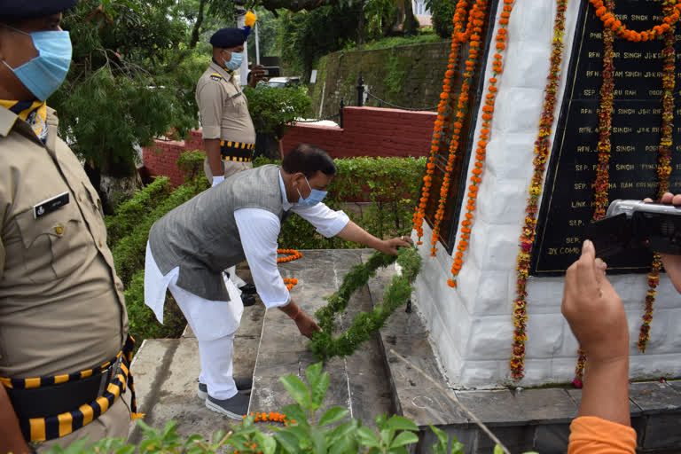 Rajeev Bindal paid tributes to martyrs