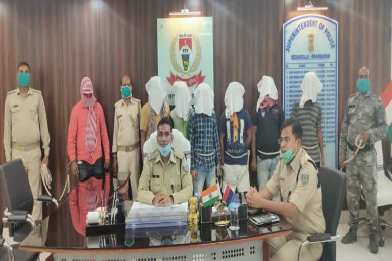 7 criminals arrested in searikela, News of Adityapur police station, crime news of seraikela, सरायकेला में 7 अपराधी गिरफ्तार, आदित्यपुर थाना की खबरें, सरायकेला में अपराध की खबरें